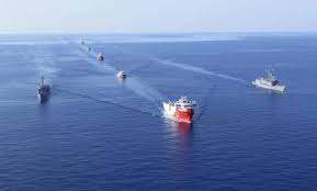 خبير: تأثير جمارك ترمب الأكبر  سيكون على قناة السويس