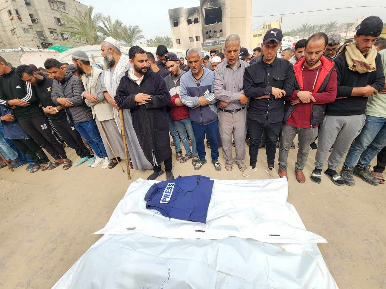 أربعة شهداء في قصف للاحتلال شمال غرب خان يونس