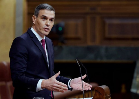 توتر داخل الحكومة الإسبانية بعد فشل إلغاء صفقة أسلحة مع إسرائيل