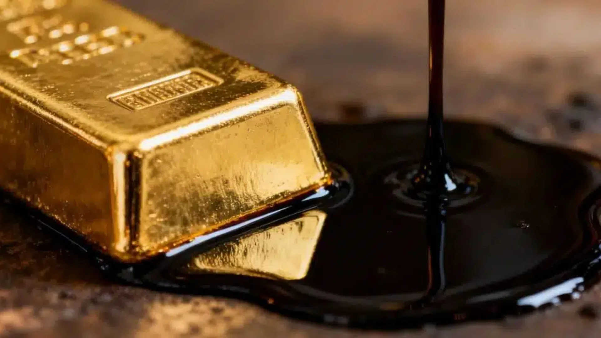 انخفاض أسعار الذهب وارتفاع النفط 
