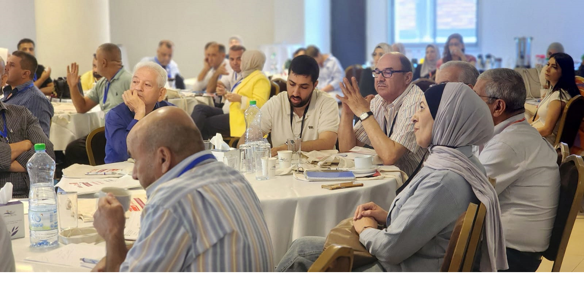 رام الله : المنتدى النقابي الخامس عشر يطالب بتحرير النقابات العمالية من التدخلات الحزبية 