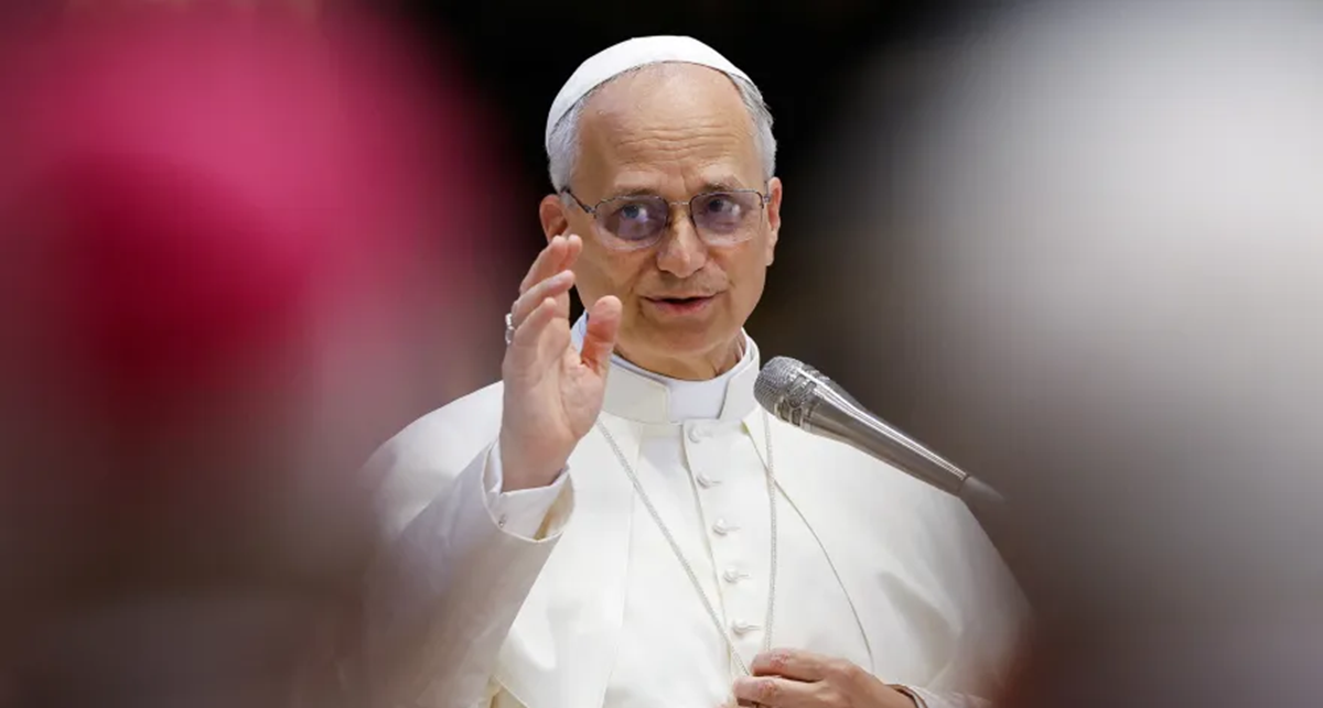 البابا يدعو إلى وضع حد فوري للحرب الإسرائيلية "الهمجية" على غزة