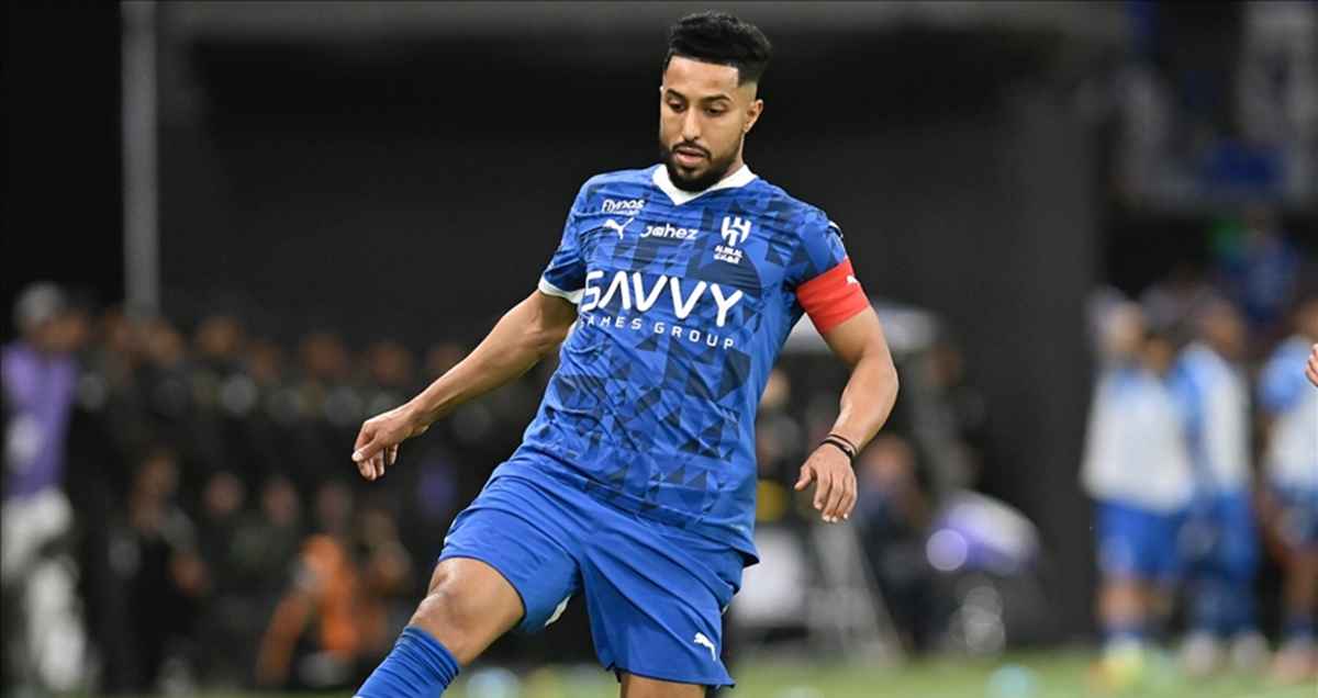 السعودي سالم الدوسري أفضل لاعب في آسيا داخل القارة