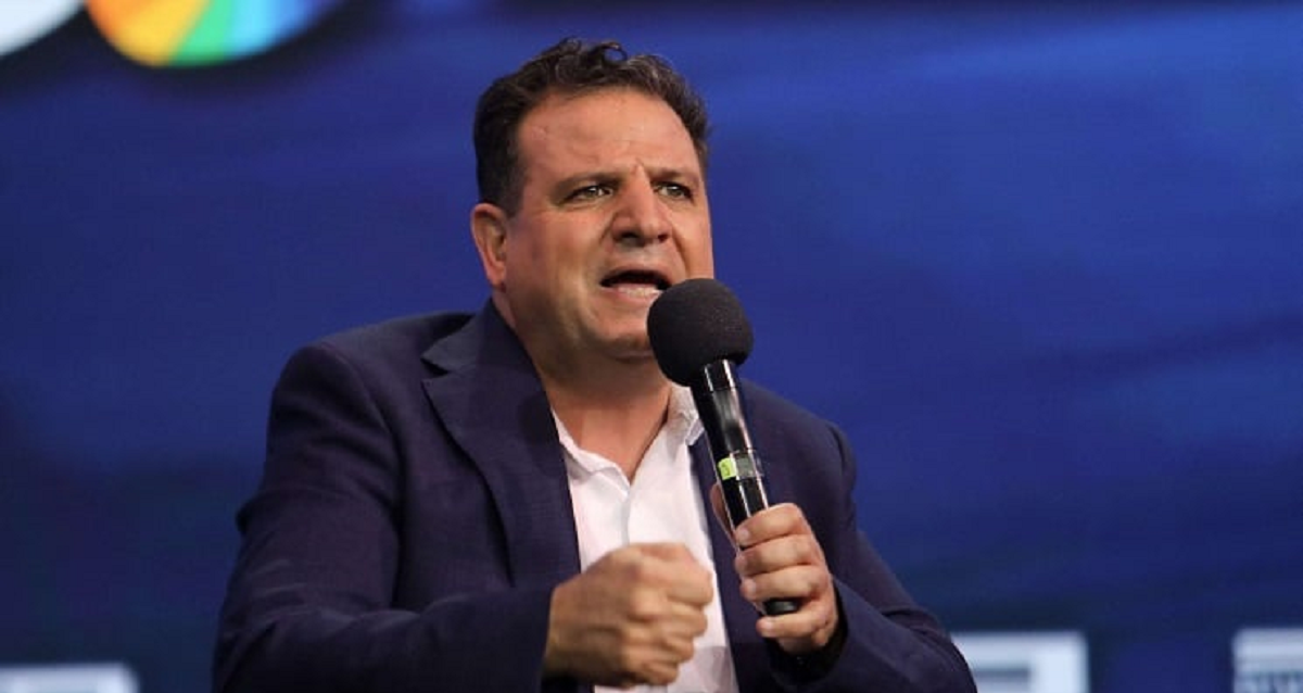 "نداء فلسطين" يدين الهجمة الاسرائيلية على أيمن عودة  