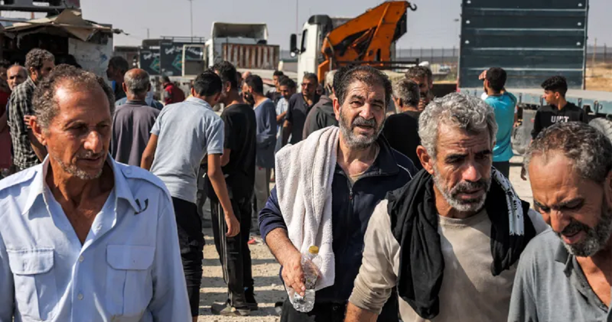 باحث : المجتمع الفلسطيني يعيش حالة "بقاء اقتصادي" وهي مرحلة تسبق الانهيار الكامل