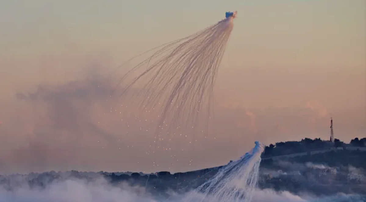 منظمة حقوقية : إسرائيل تستخدم الفوسفور الأبيض في لبنان