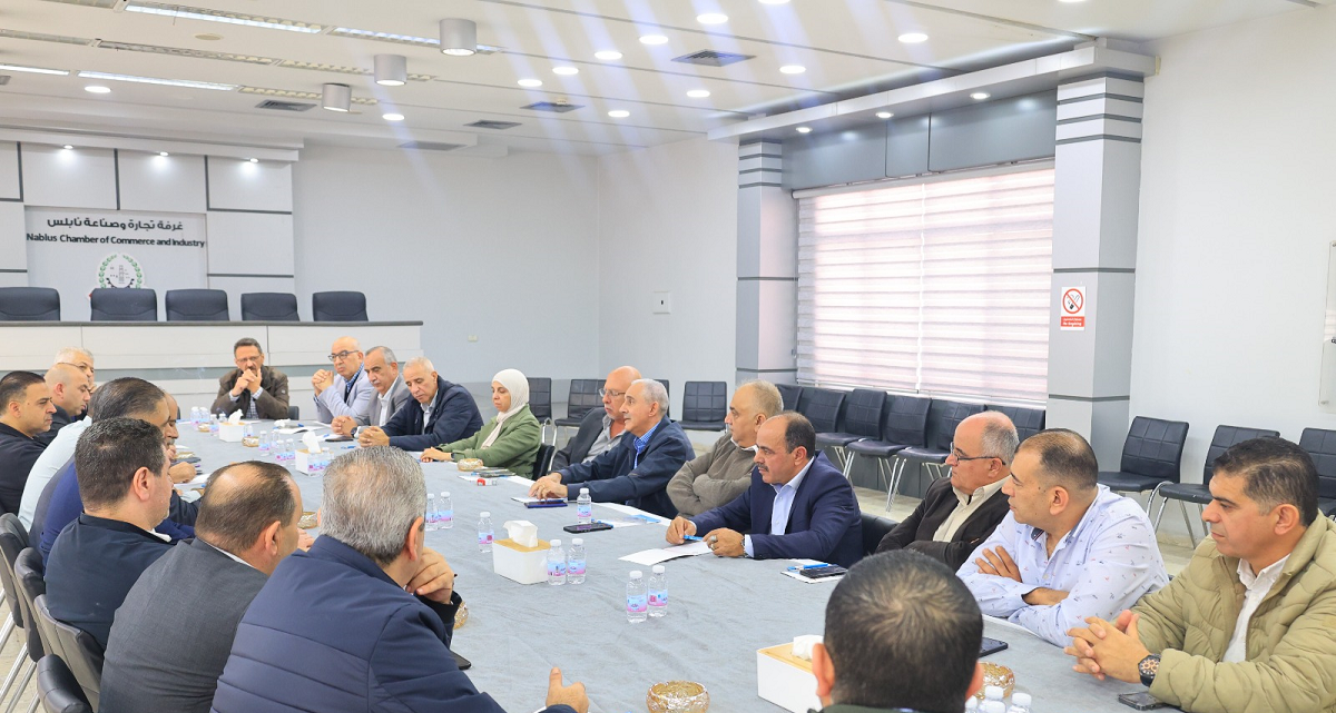 مجلسا إدارة الغرفة التجارية وملتقى رجال الاعمال في نابلس يبحثان واقع الاقتصاد المحلي 