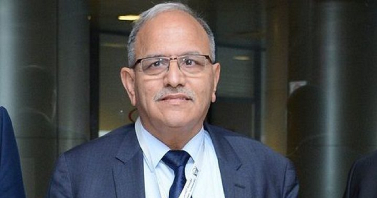 استمرار الإبادة أم التهدئة والوحدة ؟