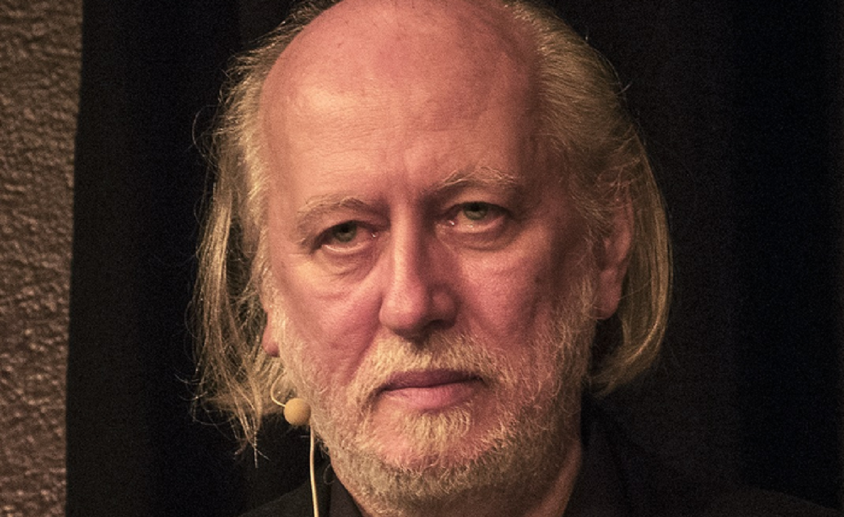 الكاتب المجري لاسلو كراسناهوركاي يفوز بجائزة نوبل للآداب