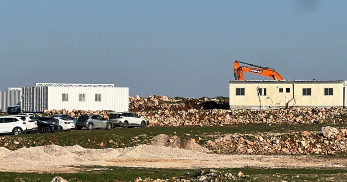 إقامة موقع استيطاني جديد في جبل عيبال بنابلس