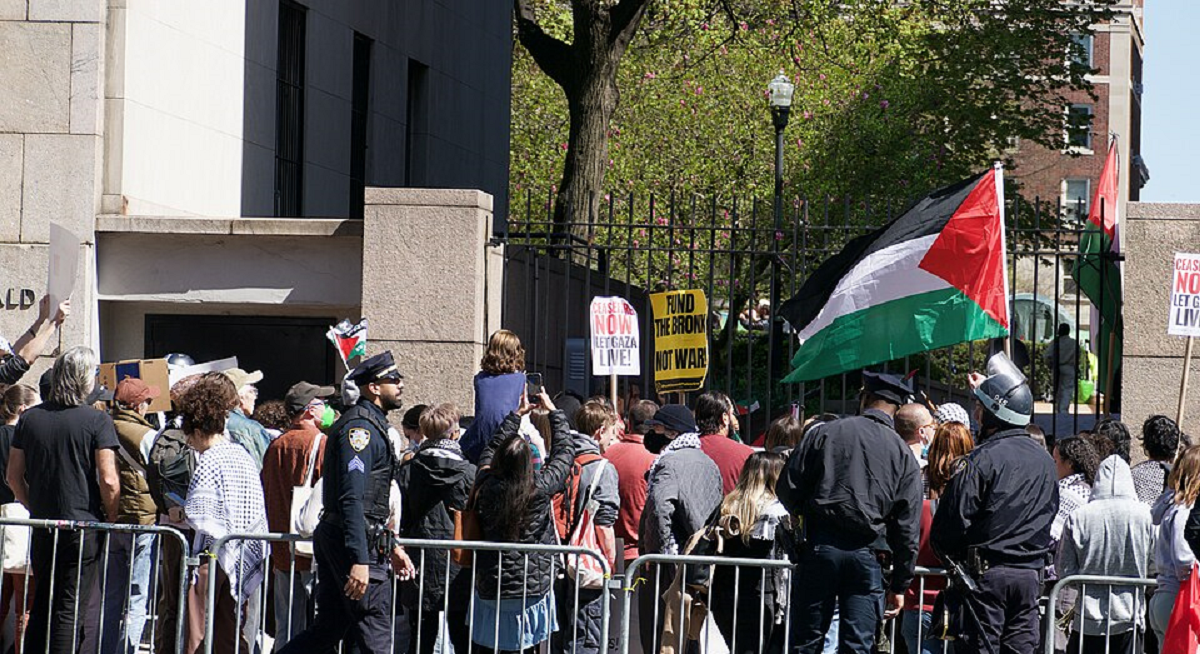 إستطلاع : للمرة الاولى الاميركيون يتعاطفون مع الفلسطينيين أكثر من الإسرائيليين