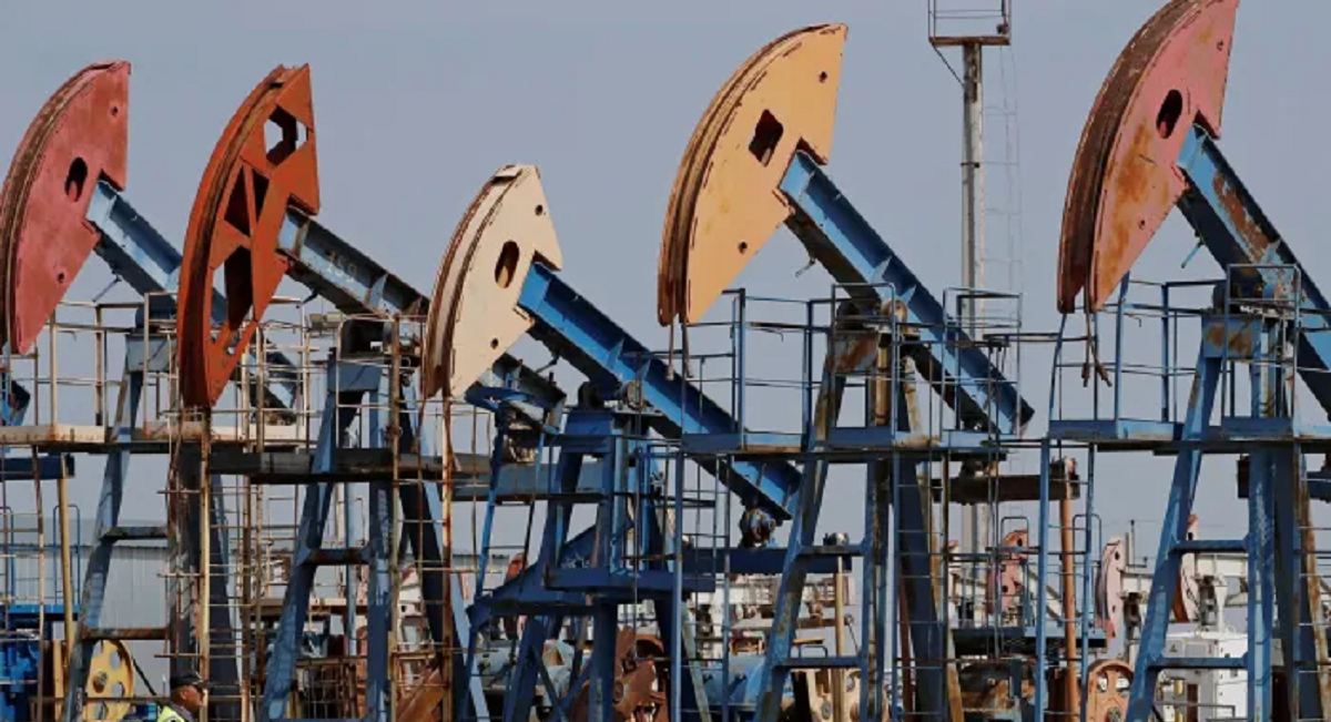 هبوط أسعار النفط العالمية مع ارتفاع المخزونات الأميركية