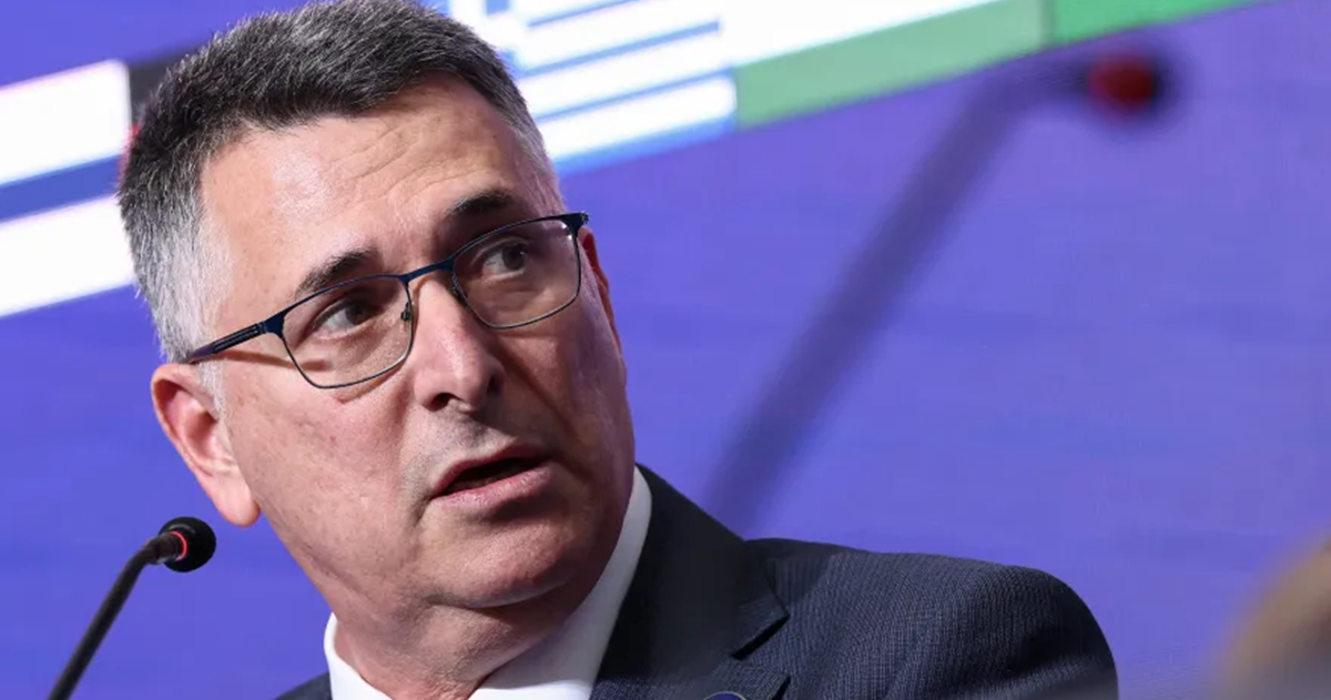 ساعر يدعي أن إسرائيل لا تواجه نقصا في الصواريخ الاعتراضية