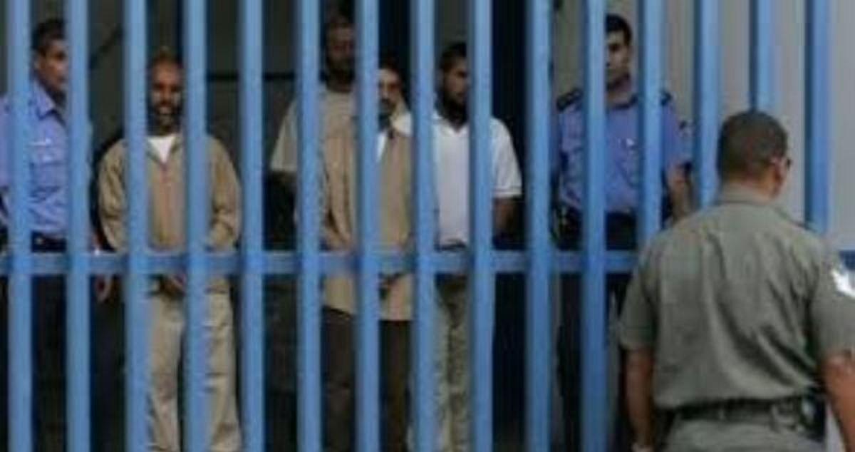 نادي الأسير يشرح وضع المعتقل الإداريّ محمد أبو العز 