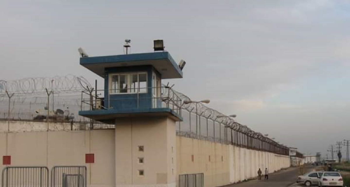 معسكر "جلعاد": الصعق بالكهرباء السمة الابرز لتعذيب المعتقلين فيه 