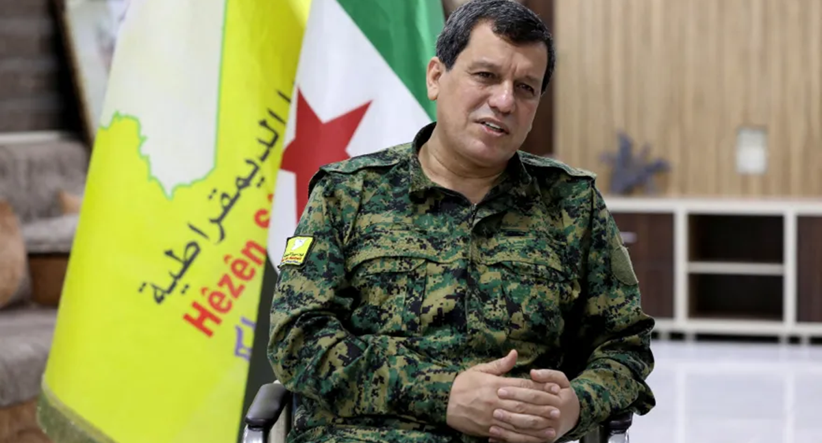 وزير الدفاع السوري وقائد القوات الديمقراطية يتفقان على وقف فوري لإطلاق النار