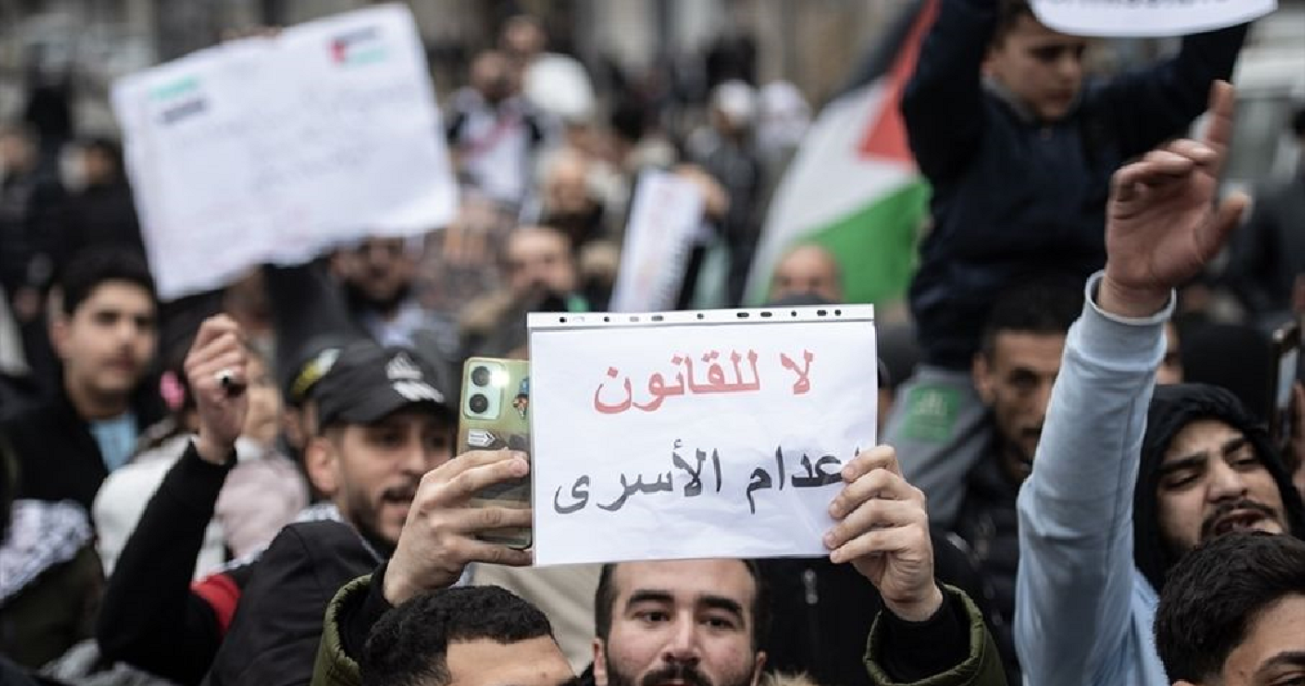 مخيمات سوريا تنتفض ضد قانون اعدام الاسرى 