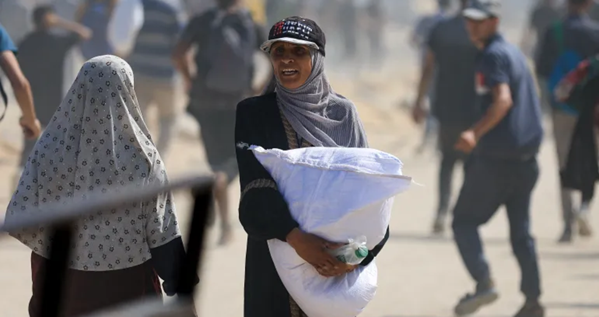 «لعبة رماية على مدنيين جوعى»... جراح بريطاني يروي فظائع الجيش الإسرائيلي في غزة