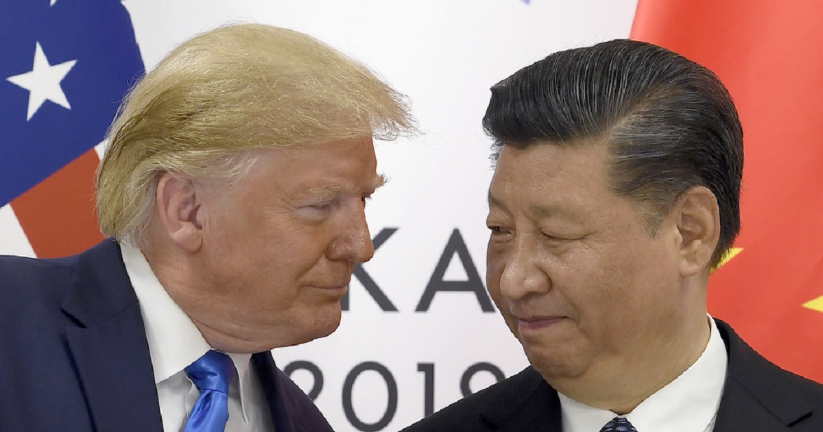 ترامب يلوّح بتخفيف الرسوم على الصين: "ستنخفض بشكل كبير لكنها لن تُلغى"