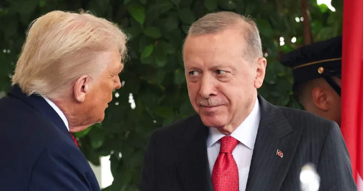 أردوغان بحث مع ترامب ملفي غزة وسوريا 