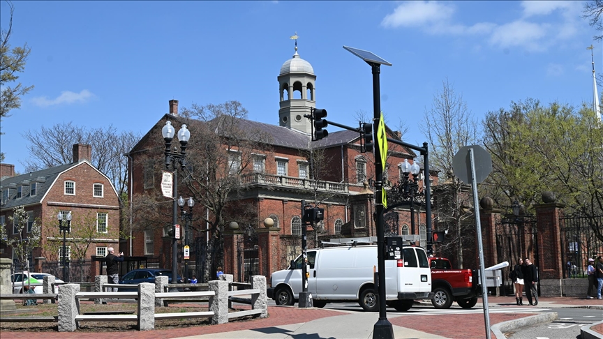 إدارة ترمب توقف برنامج قبول الطلاب الدوليين في  هارفارد والجامعة تقاضيه 