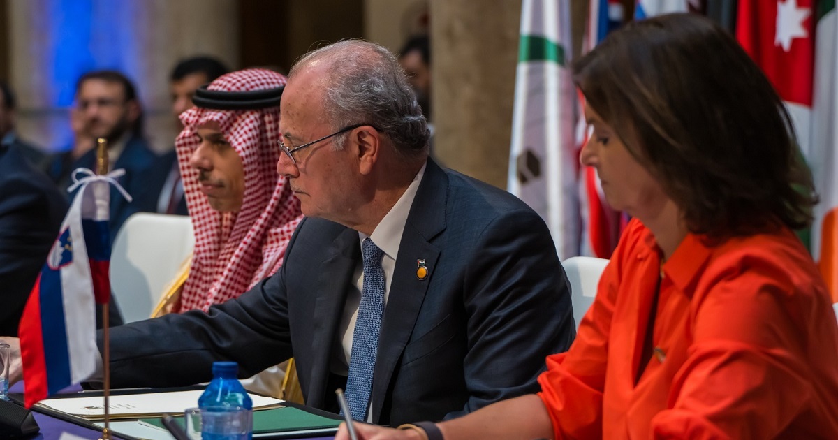 مصطفى: هذه هي اللحظة المناسبة  نحو الاعتراف  بدولة فلسطين