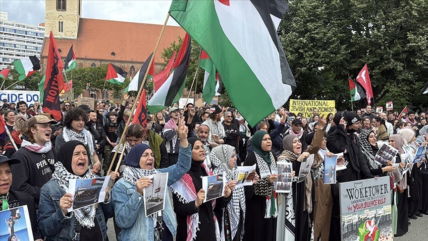 احتجاجات غاضبة في إيطاليا تنديدا بهجوم إسرائيل على السفينة "مادلين"