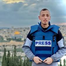 ملك الأردن يؤكد ضرورة تكثيف الجهود لوقف الهجمات الإسرائيلية على غزة 