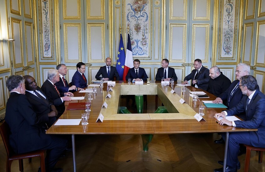 مقترح امريكي  لتخفيف العقوبات على روسيا مقابل وقف القتال مع اوكرانيا