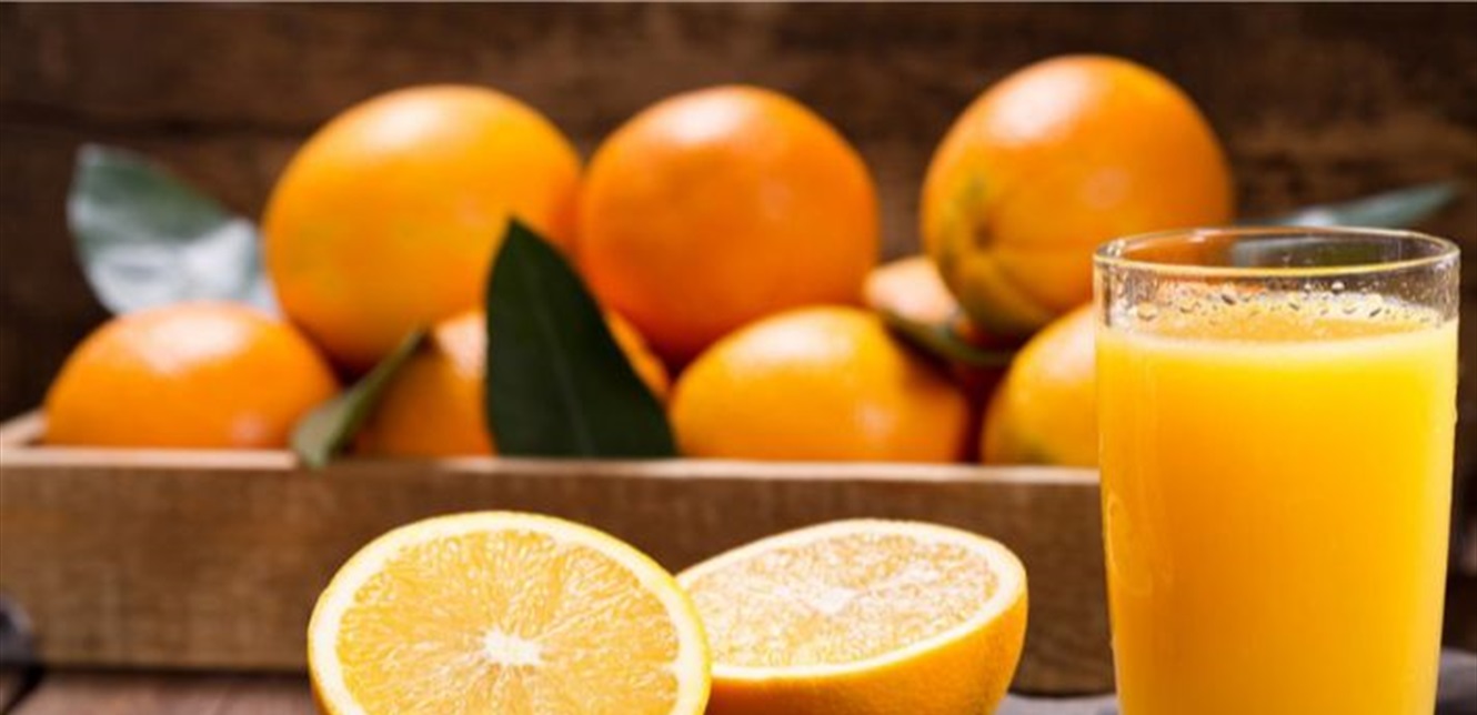 هل من الآمن شرب عصير البرتقال الطبيعي كل يوم؟