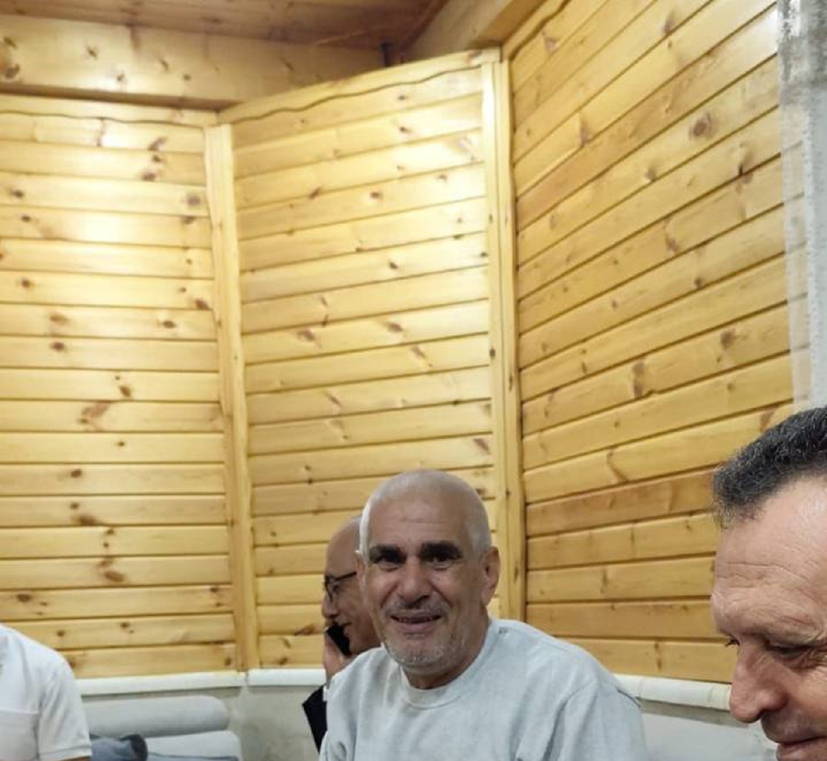 الاحتلال يفرج عن الصحفي  ناصر اللحام