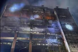 63 قتيلا و40 مصابا حصيلة ضحايا حريق المركز التجاري بالعراق