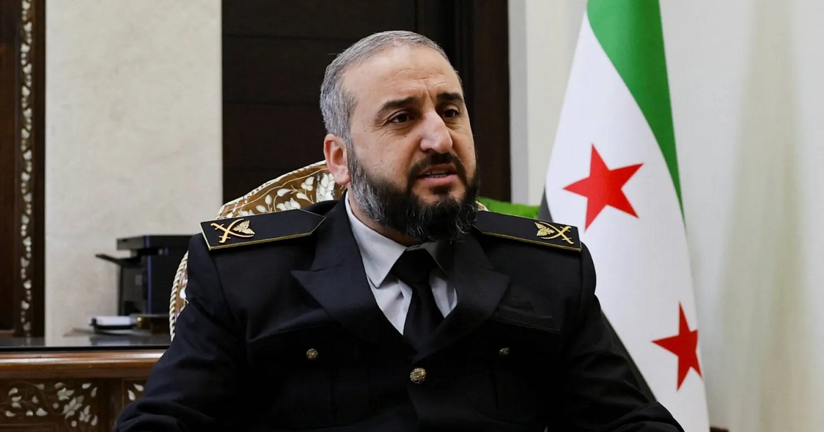 وزير الدفاع السوري يعلن  دمج كافة الوحدات العسكرية ضمن وزارته