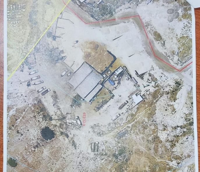 الاحتلال يخطر بهدم 5 منازل ومنشآت في العيزرية