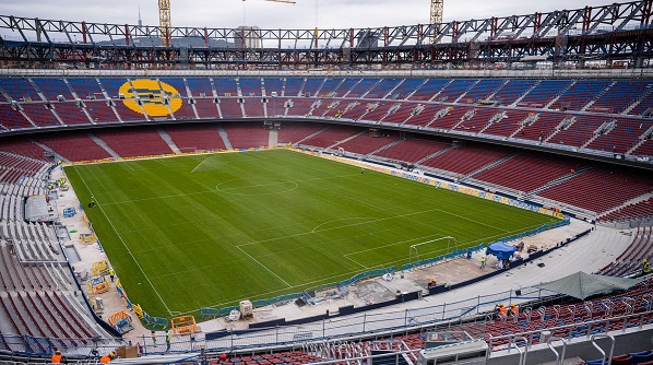 برشلونة يؤجل عودته إلى ملعبه التاريخي "كامب نو"