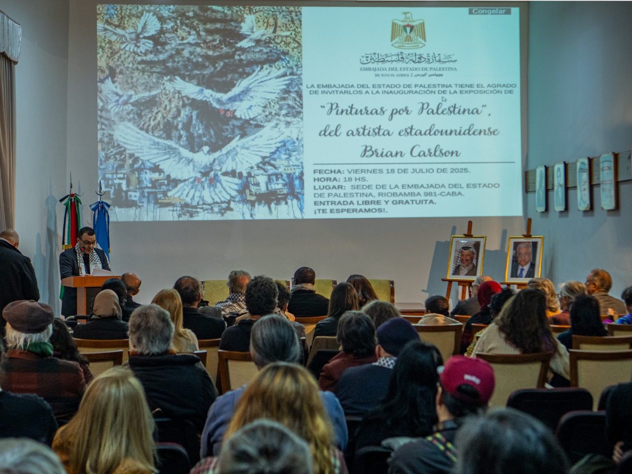 افتتاح معرض "لوحات من أجل فلسطين" للفنان الأميركي براين كارلسون في الأرجنتين