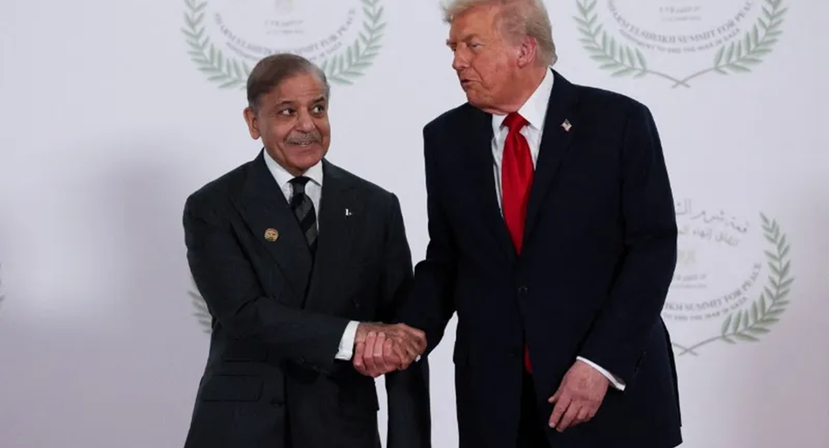 مصادر : رئيس وزراء باكستان يريد ضمانات امريكية بعدم مشاركة قوات بلاده في نزع سلاح "حماس" 