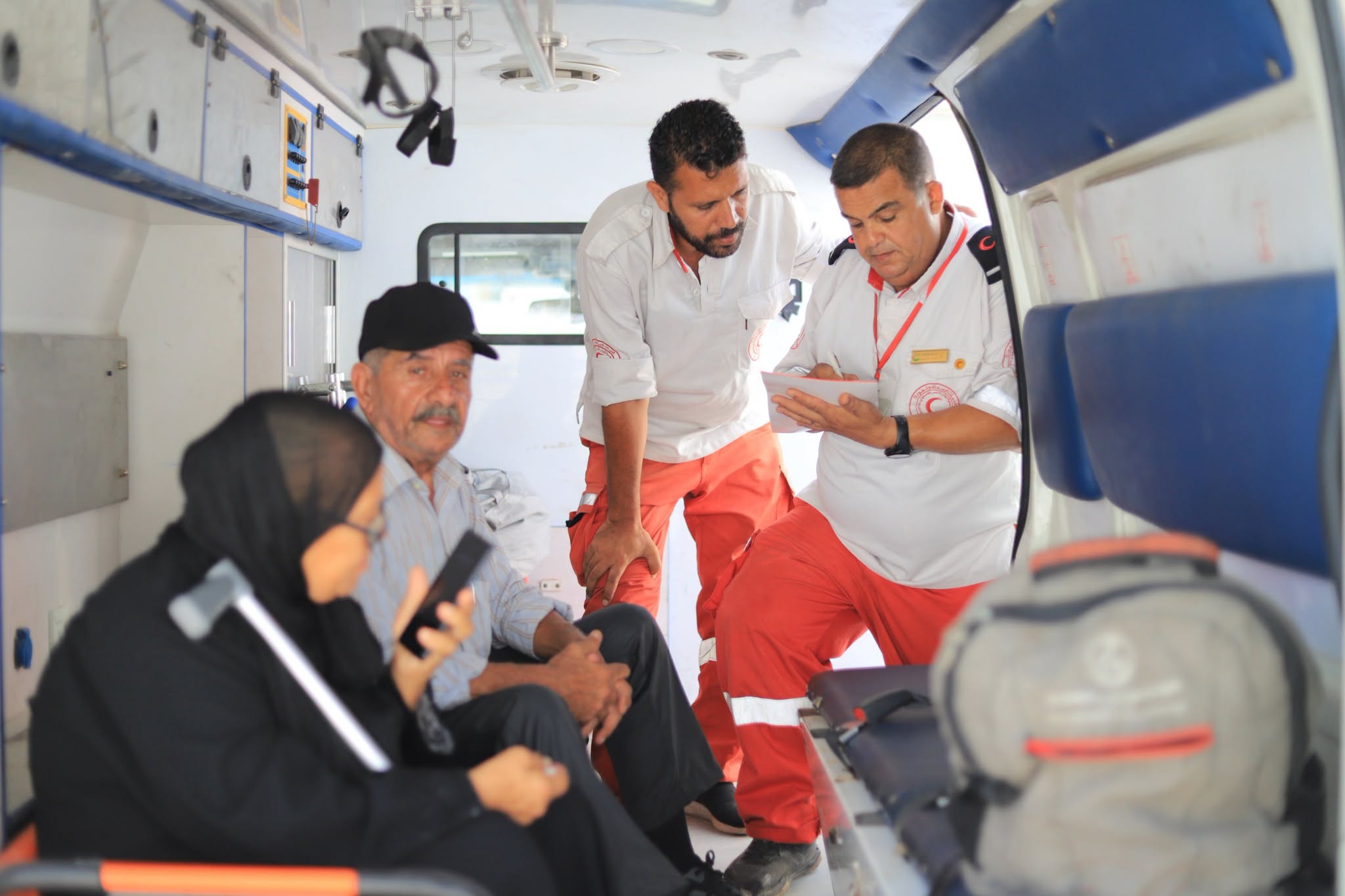 اجلاء 38 مريضًا و53 مرافقًا للعلاج عبر معر رفح البري