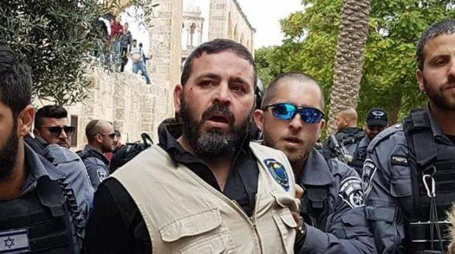 الاحتلال يبعد حارس  المسجد الأقصى احمد الاعور  لمدة أسبوع