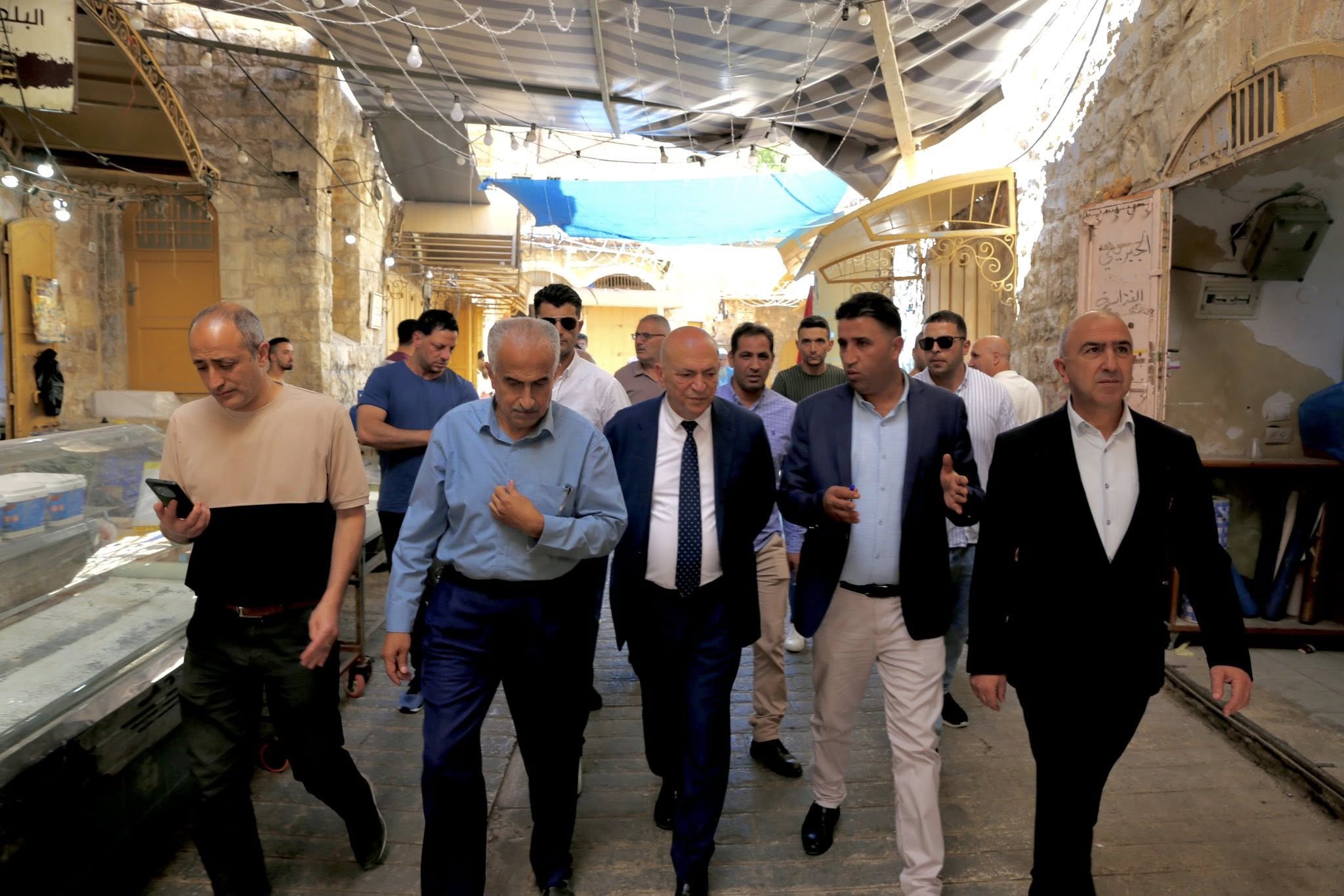 وزير السياحة: سنواصل الجهود الحكومية للحفاظ على البلدة القديمة في الخليل