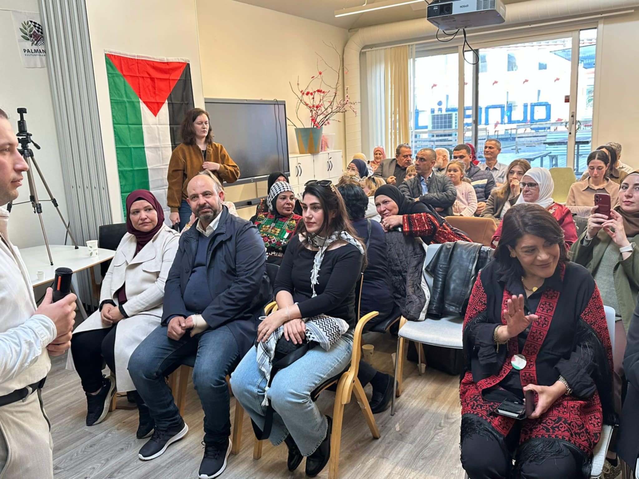 إطلاق إطار نسائي فلسطيني في النرويج  لتعزيز حضور الهوية والتراث 