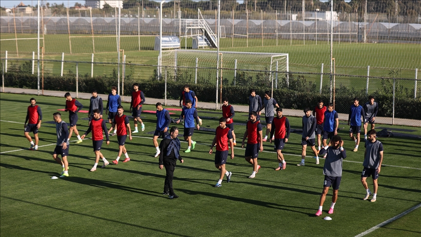 المنتخب الايراني  يقيم معسكرا تدريبيا في أنطاليا التركية