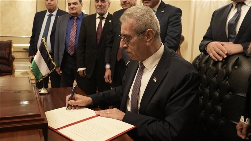 لجنة غزة: الاستعداد لتسليم مؤسسات القطاع يمهد لإدارتنا المرحلة الانتقالية