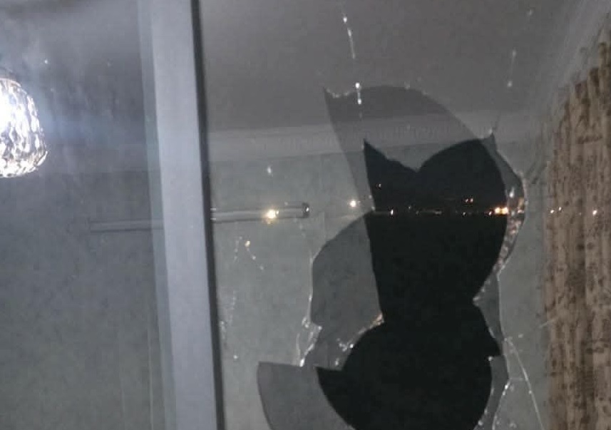 مستوطنون  يهاجمون منزلا في بورين 