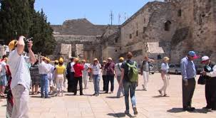 معطيات رسمية: 280 ألف سائح أجنبي زاروا فلسطين خلال العام الجاري