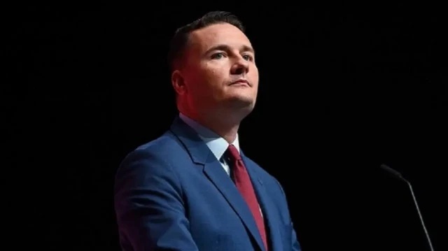 وزير بريطاني ينتقد منع إسرائيل سفر نائبين من بلاده للضفة الغربية