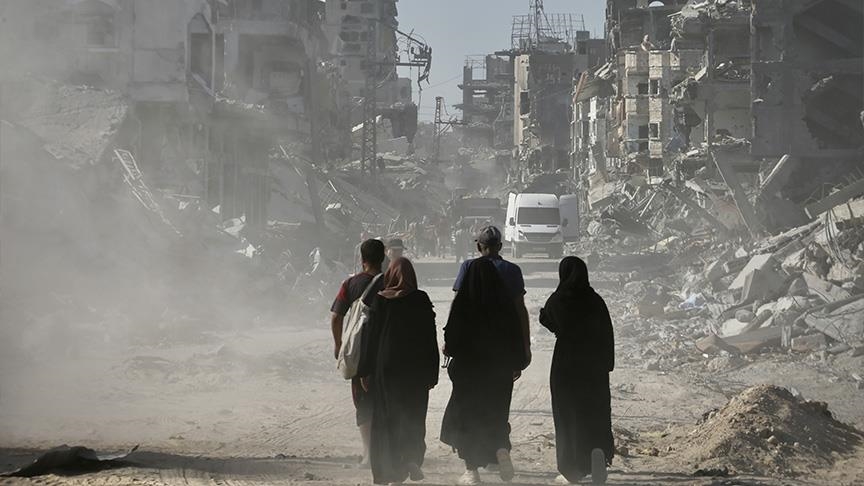 الأونروا: أكثر من 61 مليون طن من الأنقاض تغطي غزة