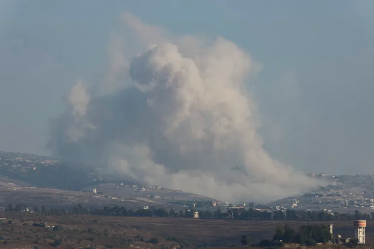 إسرائيل تفجر منازل في مدينة ميس الجبل وبلدة حداثا  جنوب لبنان 