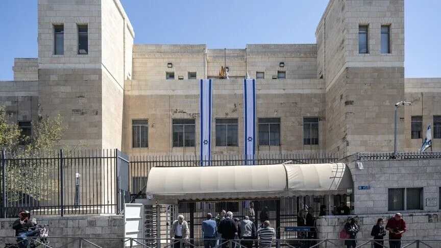 قضاة إسرائيليون يتخوفون من محاكمة عناصر حماس خشية عقوبات دولية